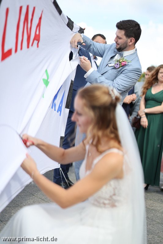 HZ LuM 1332