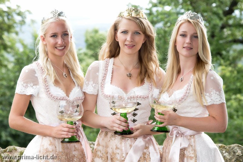 Weinhoheiten 001